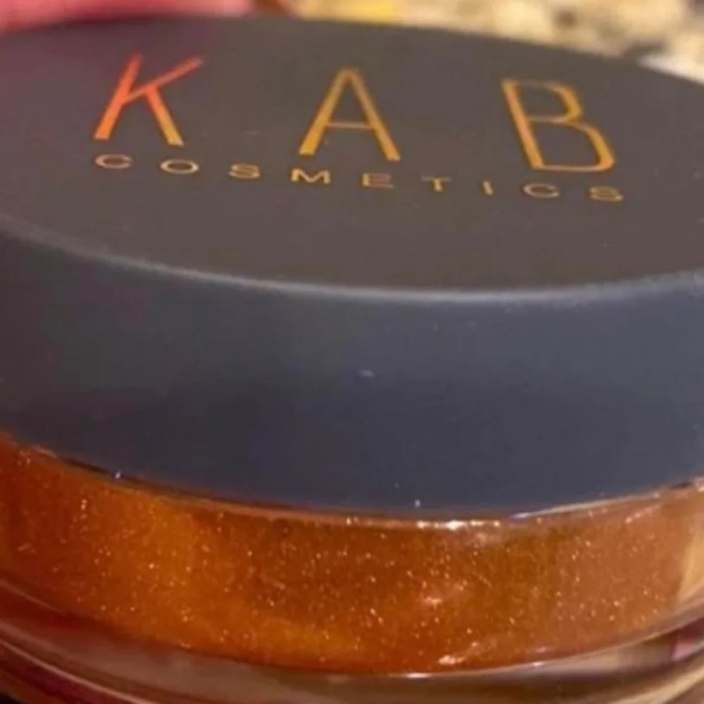 ❇️🧚‍♀️GOLDEN HOUR KAB Cosmetics Illuminating Dust NWT